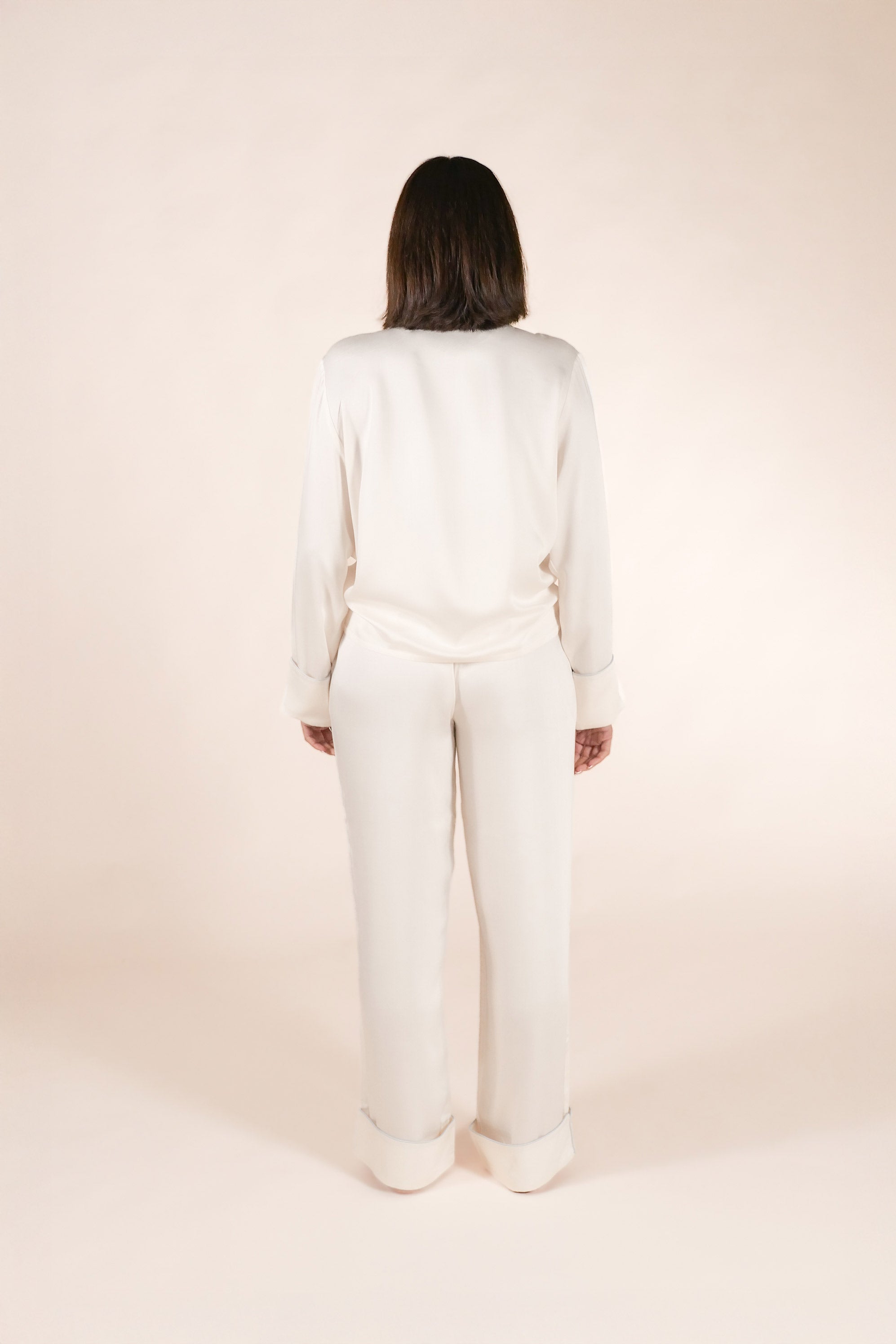 Essence Ivory Silver Pyjama Set